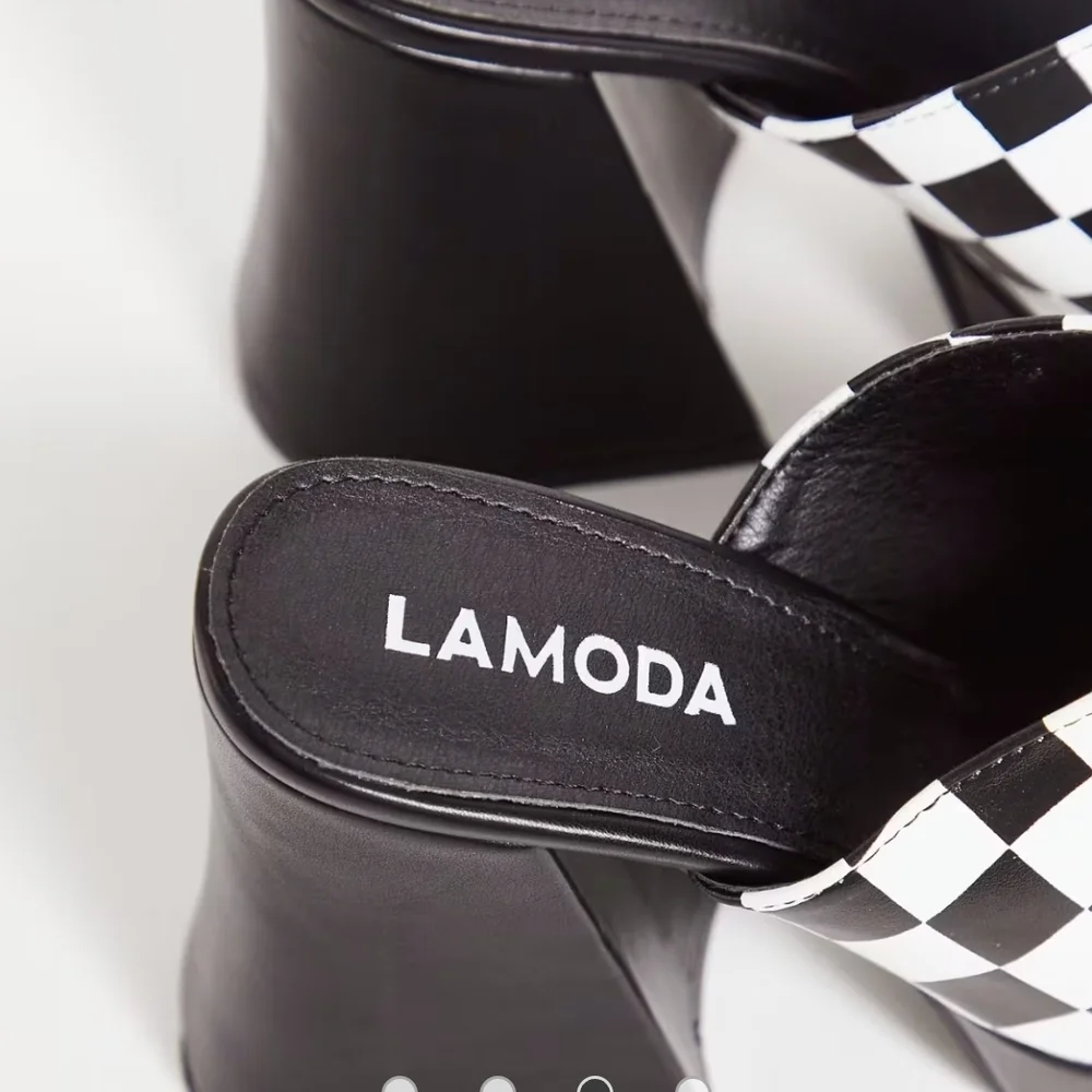 Stylish Checkered Platform Mules - Picture 2 of 2